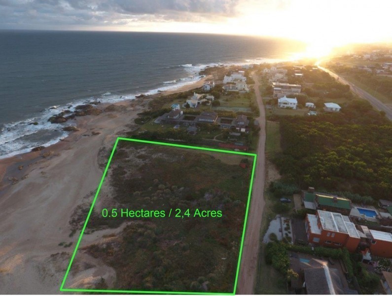 Lote en Punta Piedras